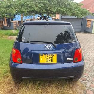 A picture of TOYOTA IST