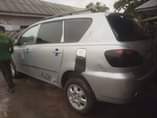 A picture of 2005 Toyota avensis verso DVD rev cam perfect Avensis