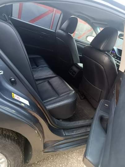 A picture of DISTRESS SALE FOREIGN USED LEXUS ES350 2014 PRICE 18 000