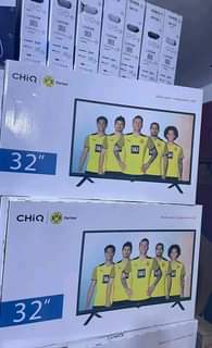 Chomi L.