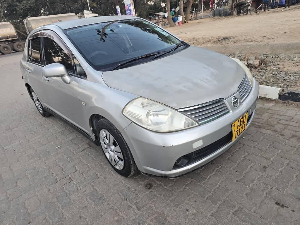 used nissan tiida