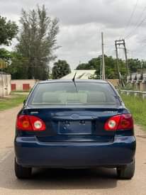 A picture of Toyota Corolla LE 2006