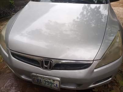 A picture of Honda Accord 2006 v6