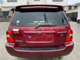 A picture of A year used barely driven Toyota Highlander limited 2005