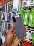 A picture of S20 5G..128gb..8gb..850k..0758206953..clear camera strongest battery life..