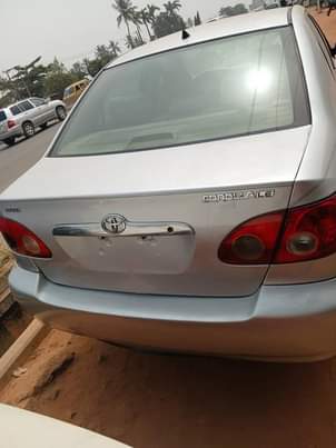 A picture of Toyota Corolla 2005