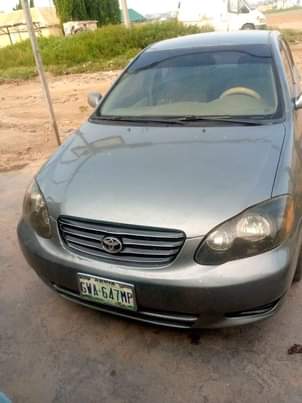 A picture of 2004 Toyota corolla 2004