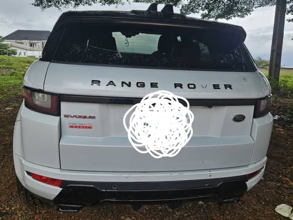 A picture of Range Rover Evoque Direct Belgium 2016 17 7 million No
