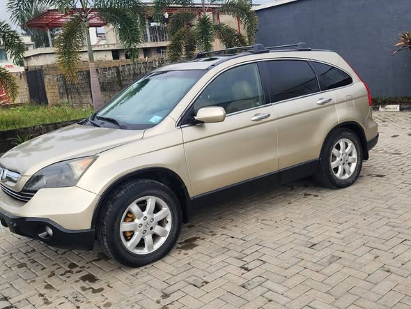 A picture of 2007 Honda crv registered