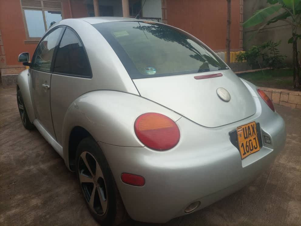A picture of VALKSWAGEN BEETLE UAX AT 7 5M ITS A BUY AND