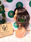 A picture of Wavy wigs