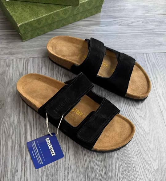 A picture of EID SANDLES