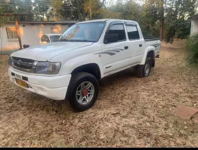 used toyota hilux