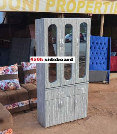 A picture of Sideboard O751704739