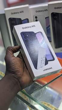 A picture of Samsung A05 and A15