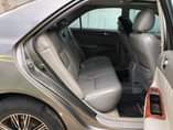 A picture of TOYOTA CAMRY XLE 2006 TOKUNBO STANDARD FORMICA CLEAN LETHER SEAT
