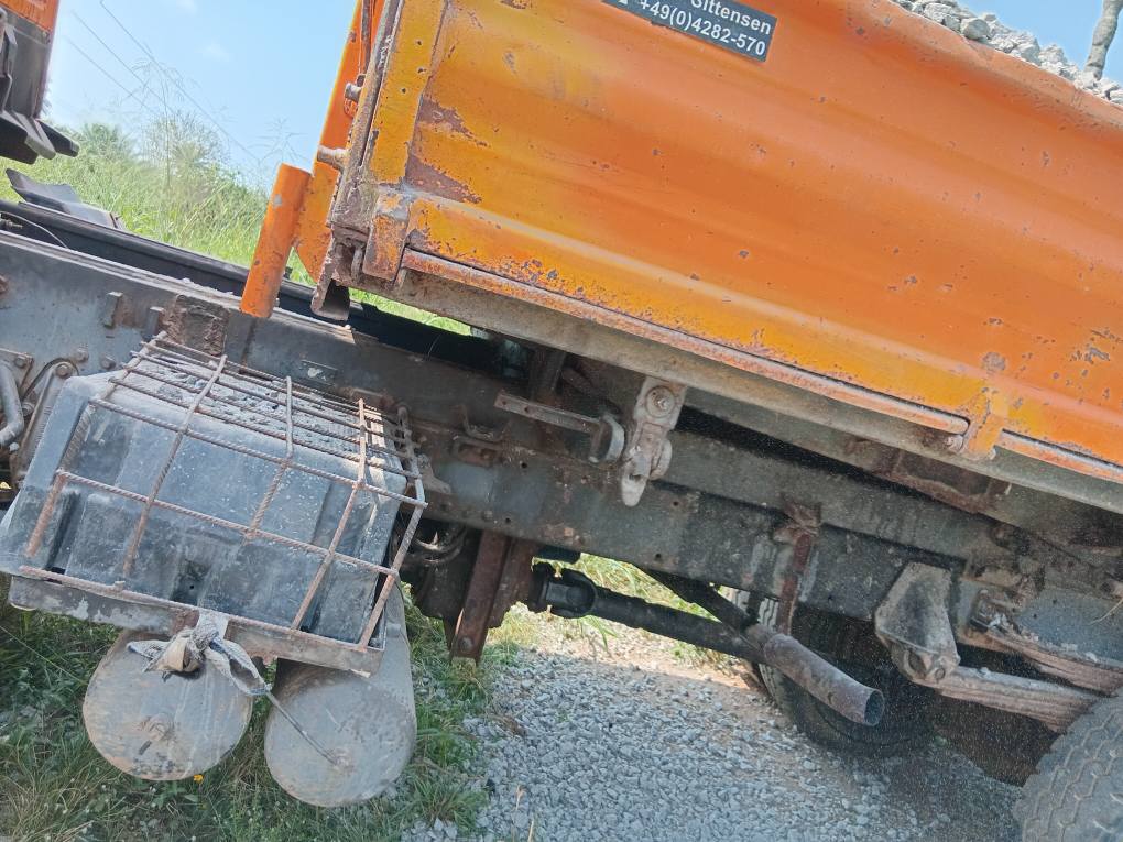 A picture of Man volks tipper