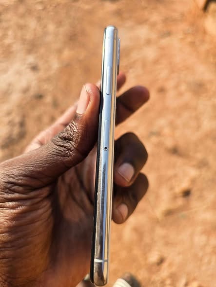 A picture of iphone x