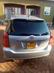 A picture of Toyota Wish 2004 model
