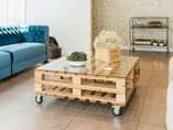 A picture of pallet desgn karbu tupo arusha tunatengeneza kwa oda