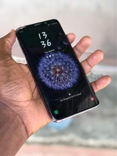 A picture of SAMSUNG S9 PLUS
