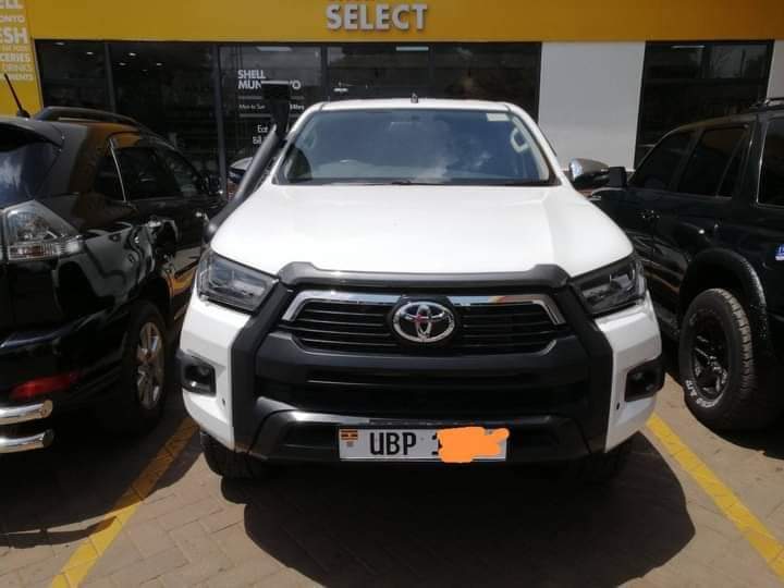 used toyota hilux