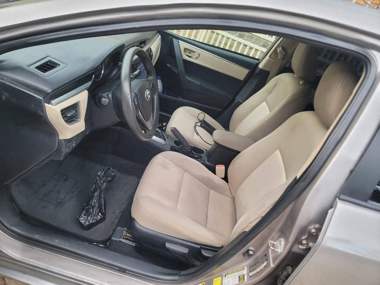 A picture of 2017 TOYOTA COROLLA SE 2017