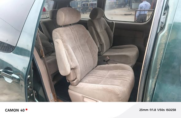 A picture of Neatly used Toyota Sienna 1999 for sale