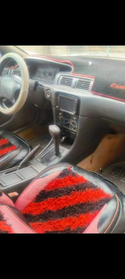A picture of 2002 Toyota Camry envelope Untouched engine Gear selecting very well