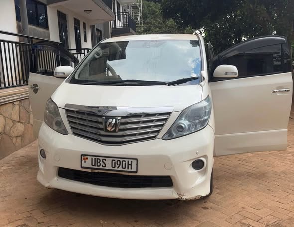 A picture of Toyota alphard on a quick sell