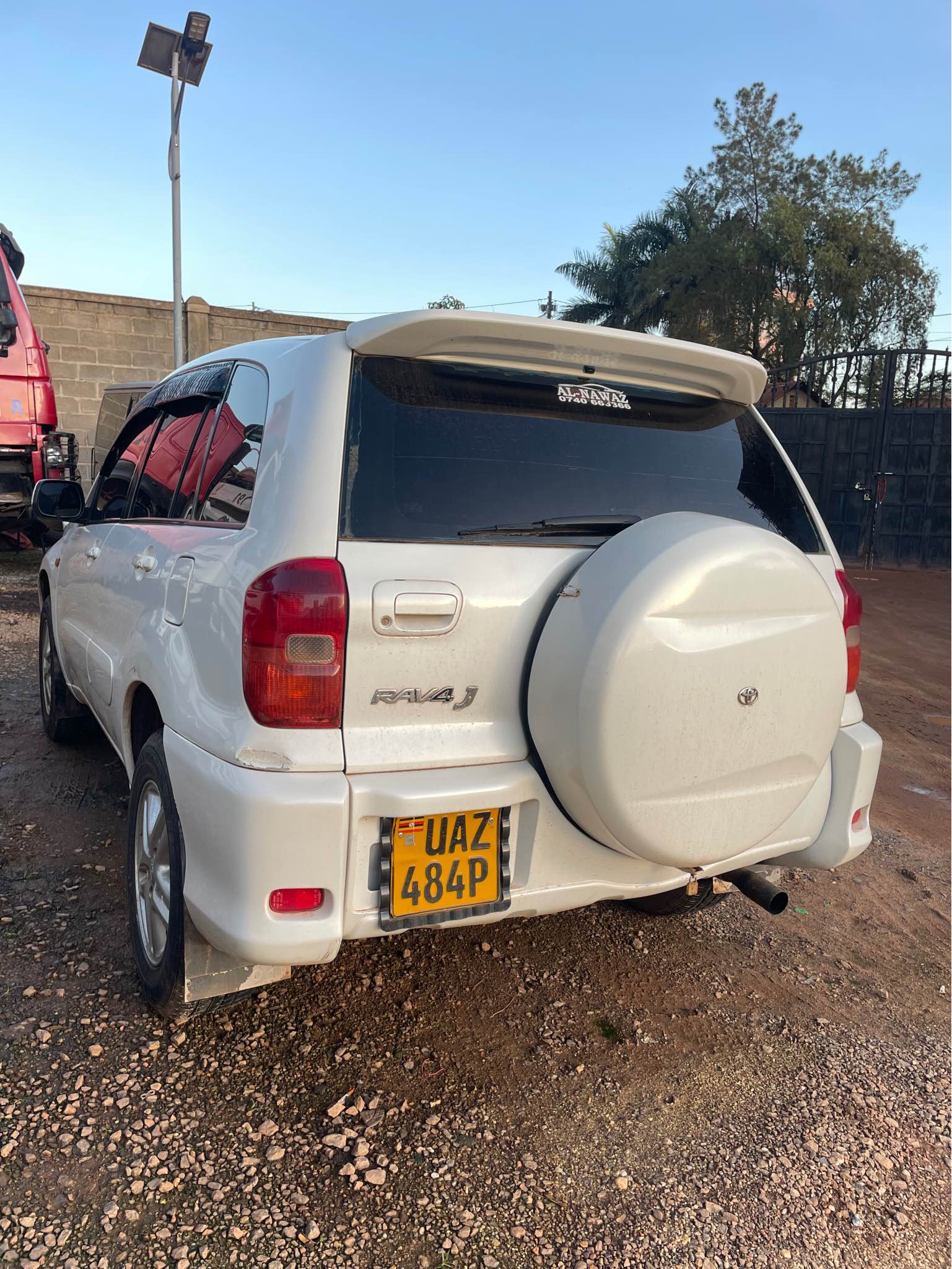 A picture of 2001 Toyota rav4