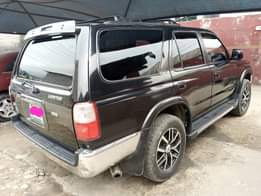 A picture of SHARP 2001 MODEL TOYOTA 4RUNNER SOUND ENGINE PERFECT TRANSMISSION WORKING