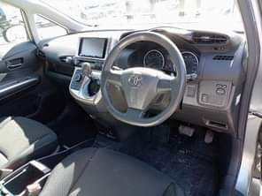 A picture of 2011 TOYOTA WISH 1790cc 2WD PETROL UGX 12 000 000