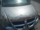 A picture of Dodge caravan 02