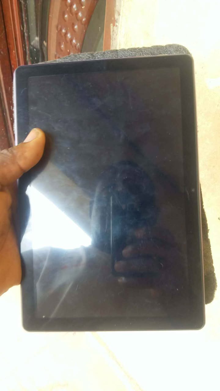 A picture of Auction Auction Auction any of these tablets give away price