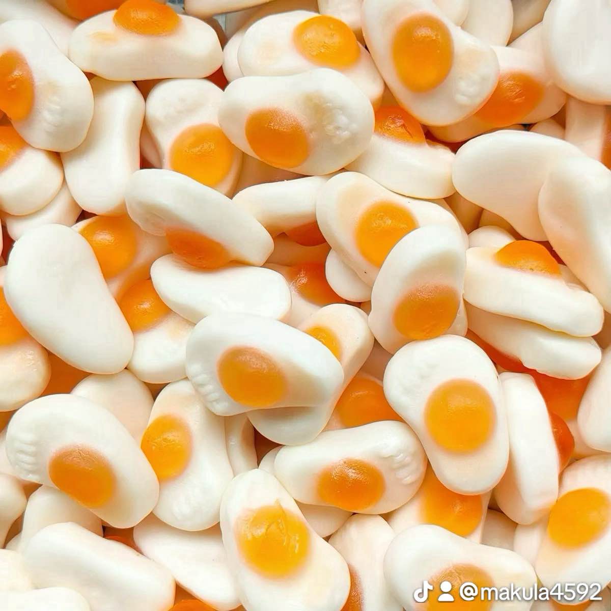 A picture of NEW IN NEW CANDY IN STOCK CANDY 10K PER 100G