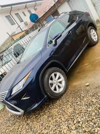 A picture of Lexus RX350 2016 model toks