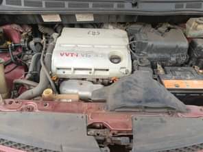 A picture of 2005 model Toyota sienna XLE Tokumbo standard Baked on first