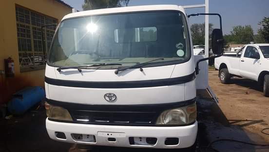 toyota dyna