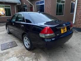 A picture of Toyota mark 2 grande