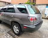A picture of Lexus RX300