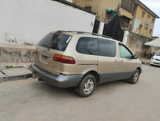 A picture of NEATLY USED SIENNA AT OGUDU