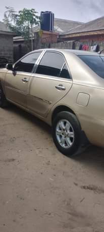 A picture of Toyota Camry v6