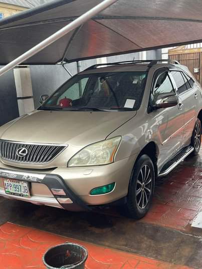 A picture of Rx330 3months used 10M Abia State 08034002838