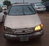 A picture of Toyota sienna 2002 Painted on first body