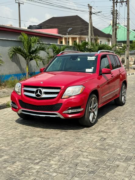 A picture of Distress deal 19m only Foriegn used 2013 GLK350 Keyless thumbstart
