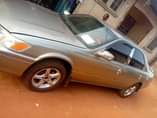 A picture of Super sharp ride 2001 toyota camry A k a envelope