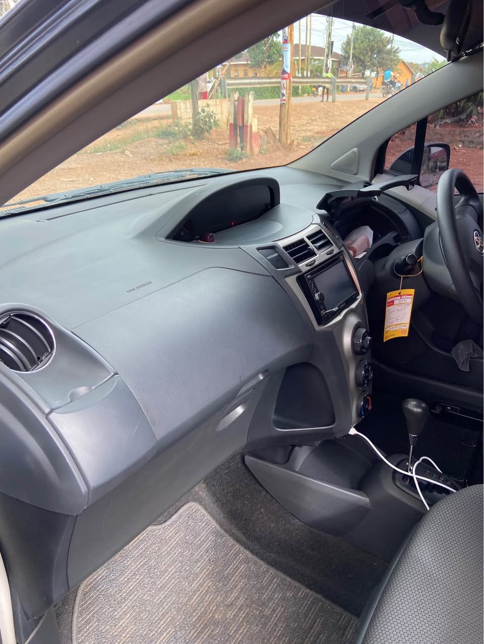 A picture of Toyota vitz 2010