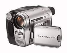 A picture of 1 classic early 2000s Sony Handycam with a high quality