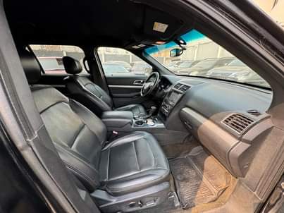 A picture of Super fresh and sharp toks standard registered Ford Explorer 2017